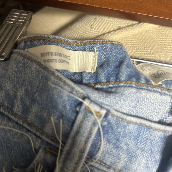 Universal Threads Upcylced Denim Boyfriend Shorts Size 2R - Picture 3 of 8